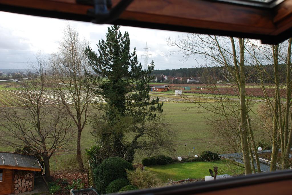 Gaestezimmer Anita Schwabach Ruang foto