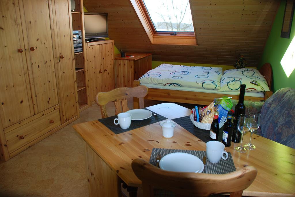 Gaestezimmer Anita Schwabach Ruang foto
